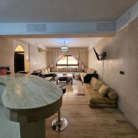 Appartement Douillet Au Centre Gueliz Marrakesh Exterior foto