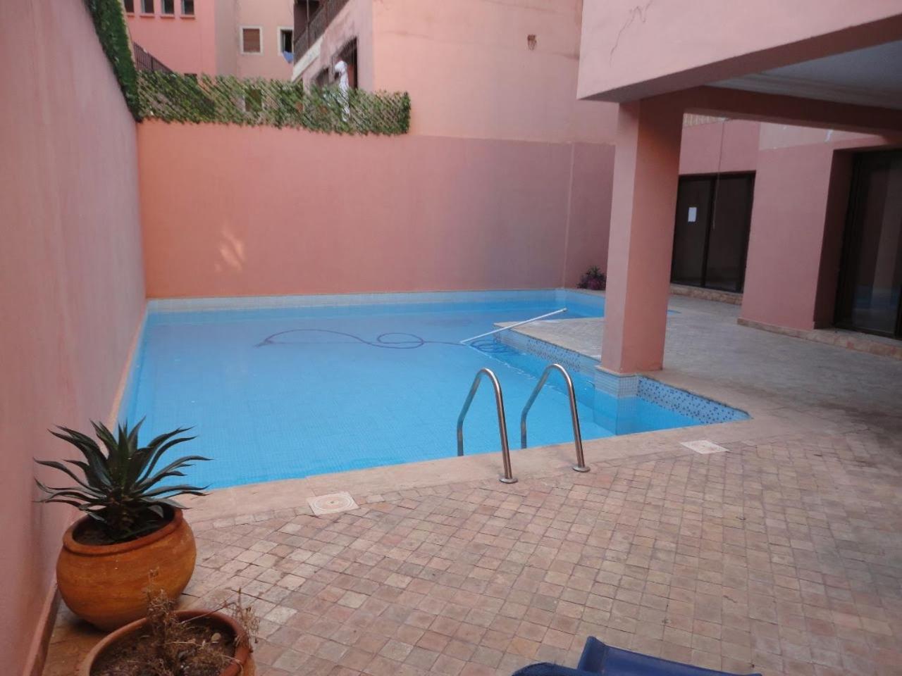 Appartement Douillet Au Centre Gueliz Marrakesh Exterior foto