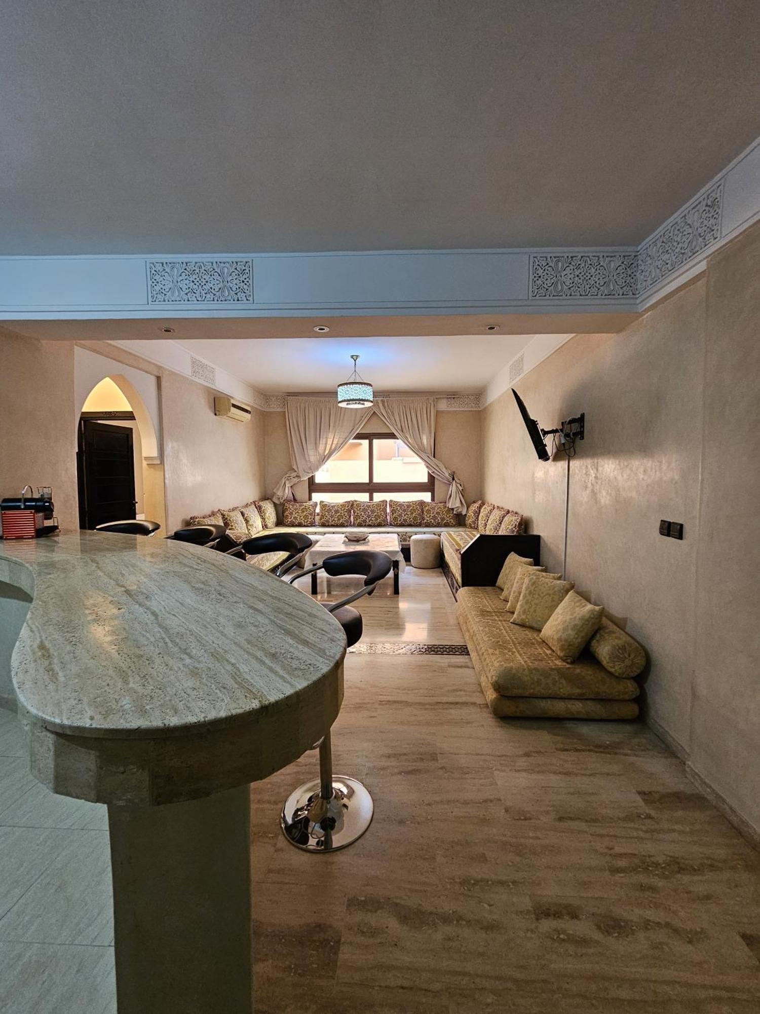 Appartement Douillet Au Centre Gueliz Marrakesh Exterior foto