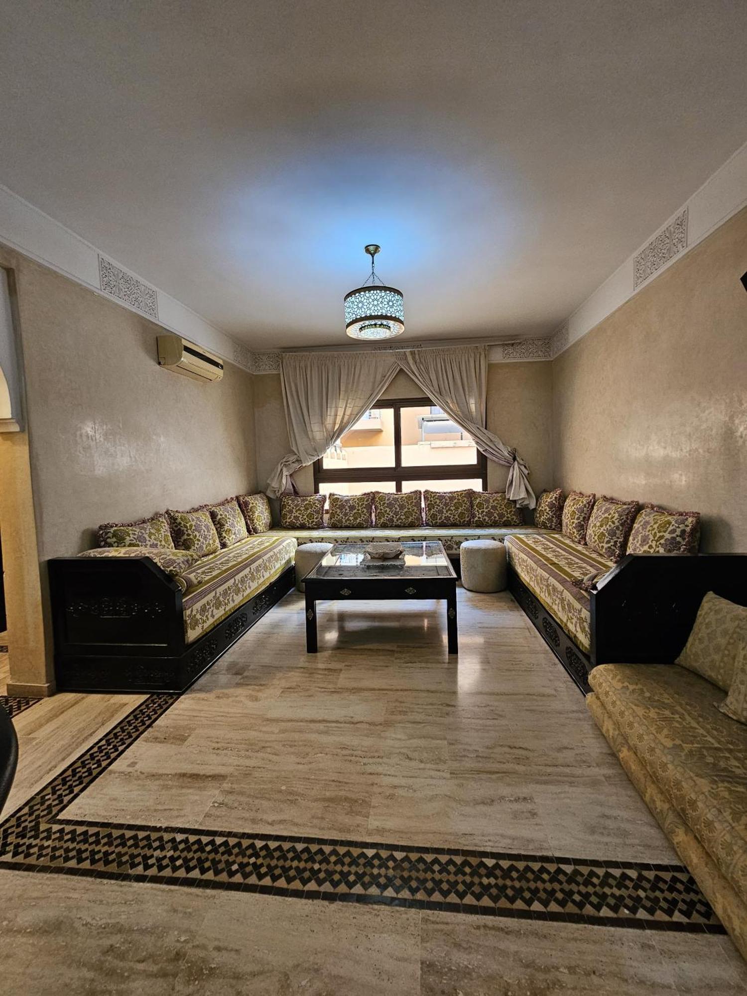 Appartement Douillet Au Centre Gueliz Marrakesh Exterior foto